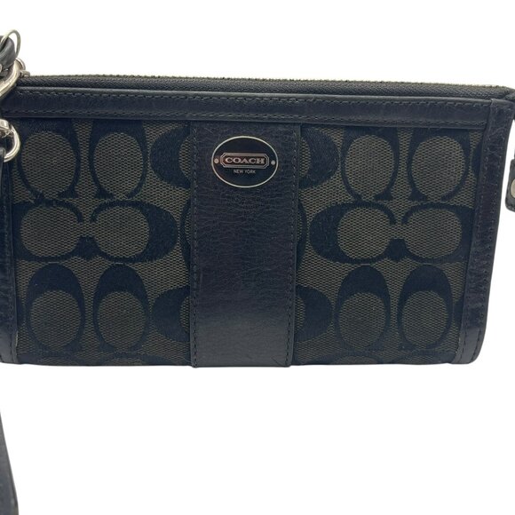 Coach Signature Black Canvas Jacquard Leather Stripe Wristlet Wallet - Picture 12 of 12